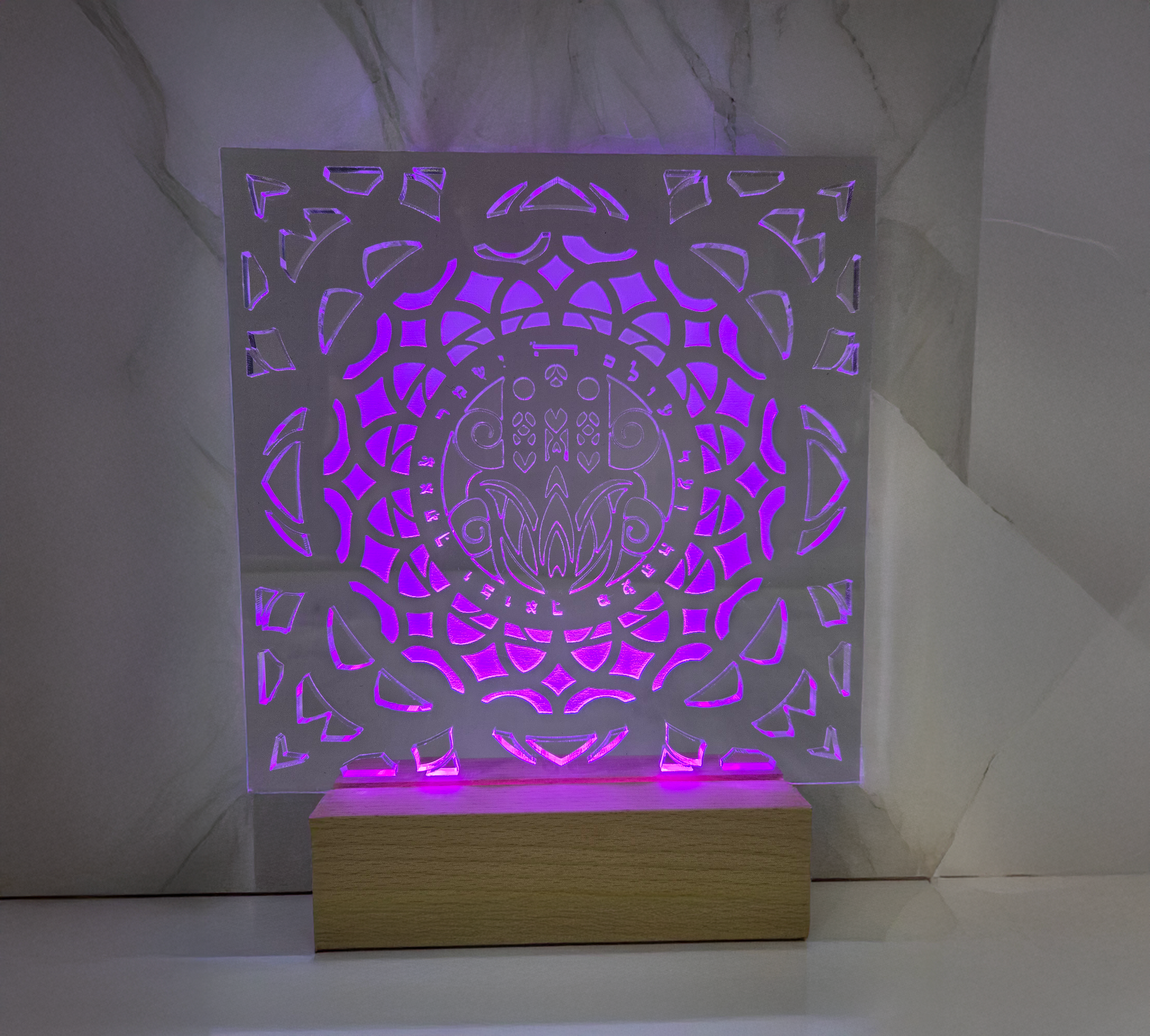 Hamsa LED Light · חמסה תאורה